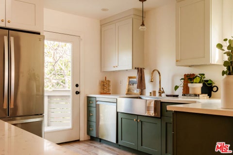 Tiny photo for 643 N Vendome Street, Los Angeles, CA 90026 (MLS # 26843075)