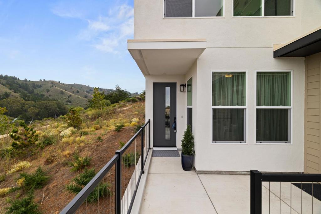 825 Fassler Avenue