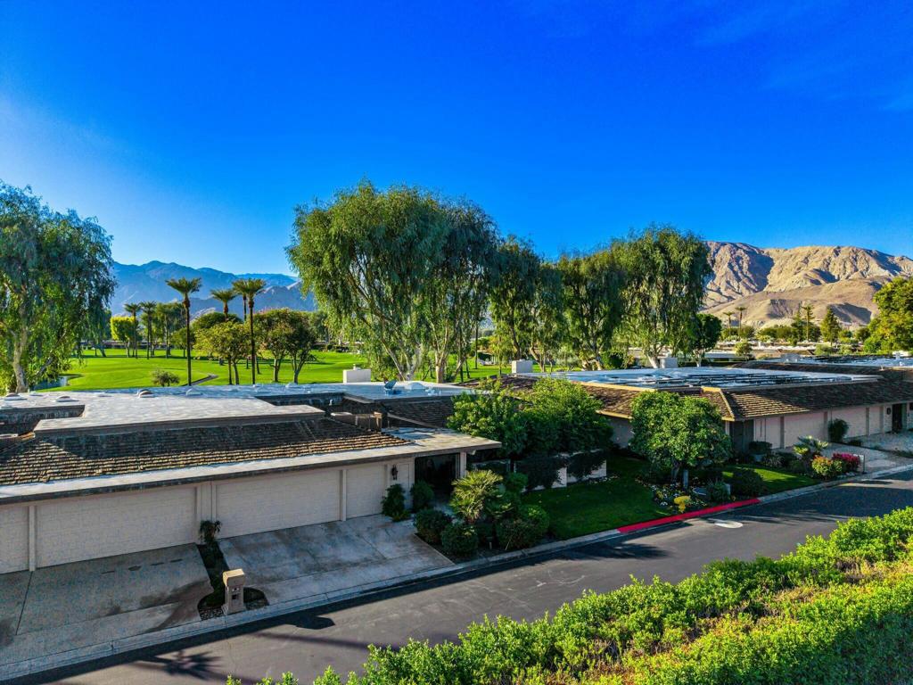 The Springs C.C. - Residential Lease