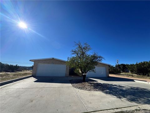 Photo of 16209 Juniper Street, Hesperia, CA 92345 (MLS # SB25259710)