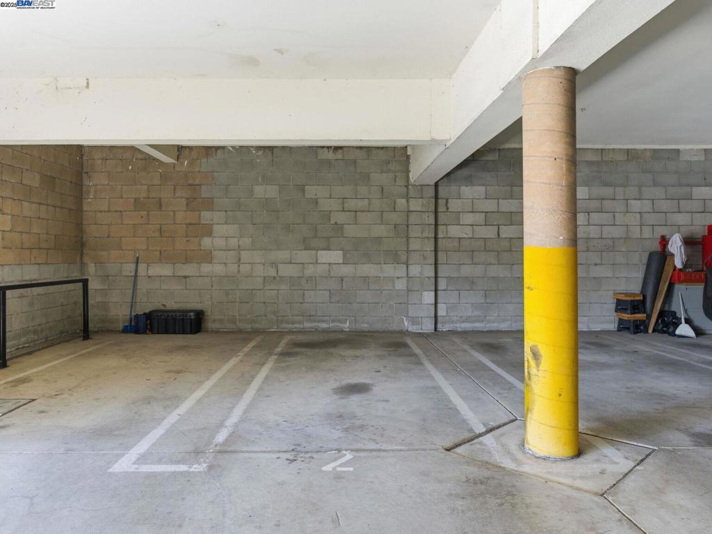 EL CERRITO - Residential