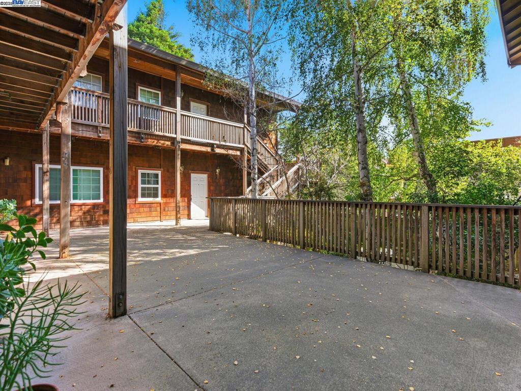 EL CERRITO - Residential