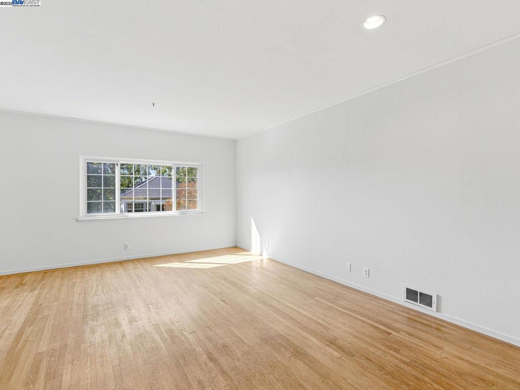 EL CERRITO - Residential