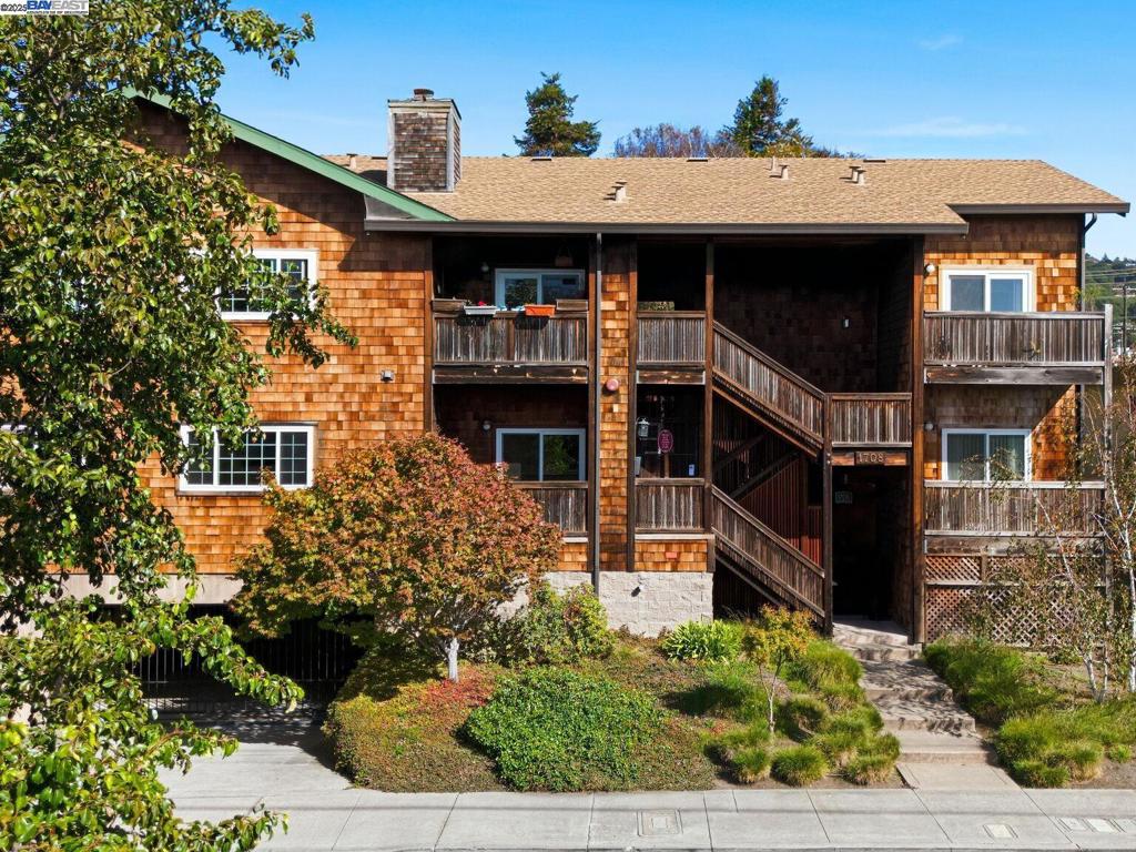 EL CERRITO - Residential