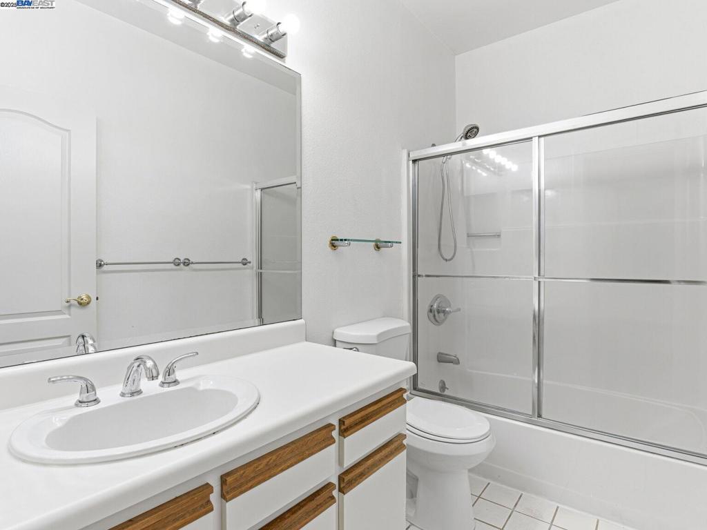 EL CERRITO - Residential