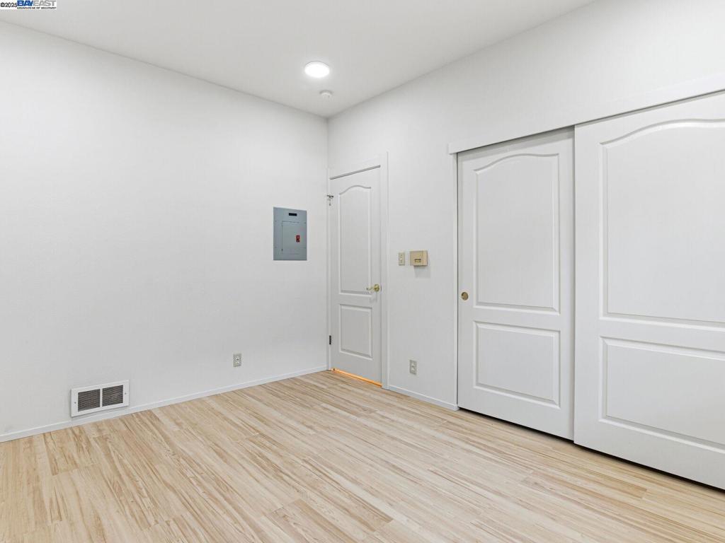 EL CERRITO - Residential