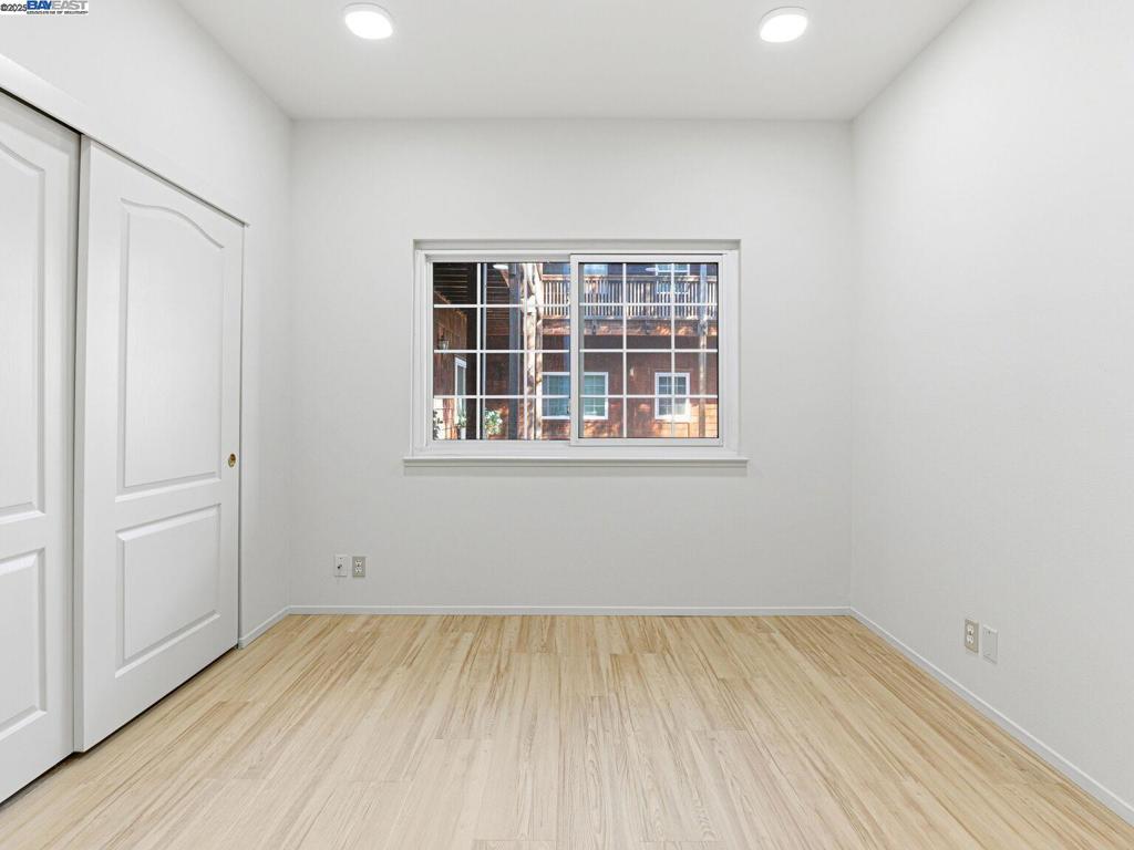 EL CERRITO - Residential