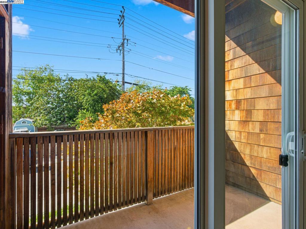 EL CERRITO - Residential