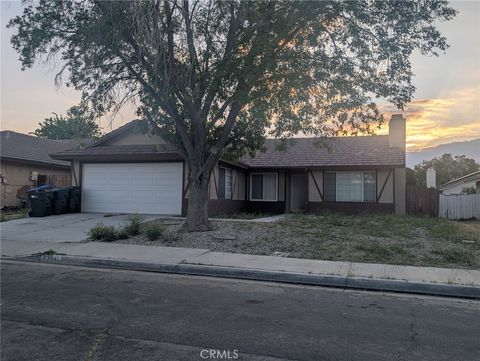 Photo of 43941 Maria Ct, Lancaster, CA 93535 (MLS # OC26072257)