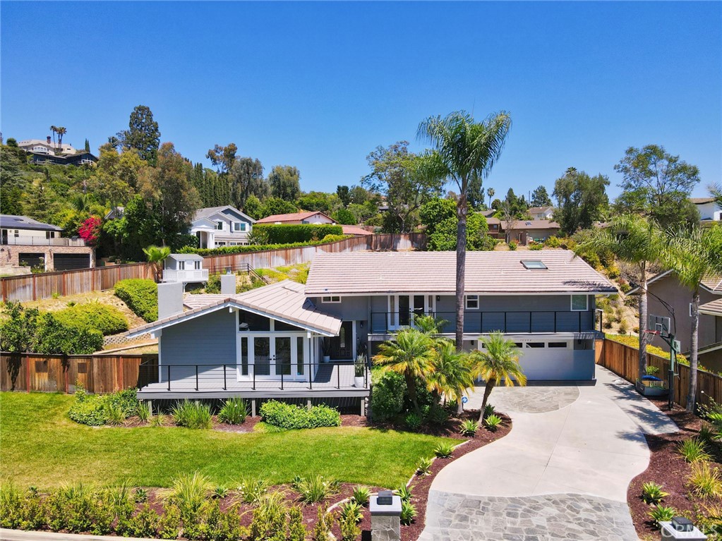 10392 Shadyridge