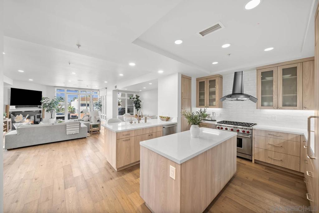 141 Orange Ave 202