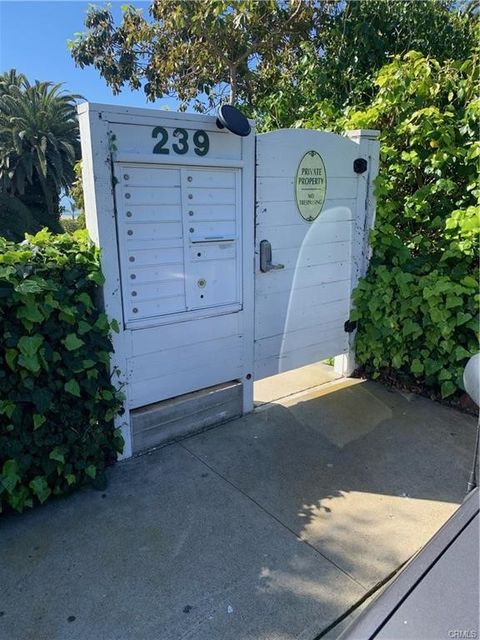 Photo of 239 Lower Cliff Dr #2, Laguna Beach, CA 92651 (MLS # LG26001630)