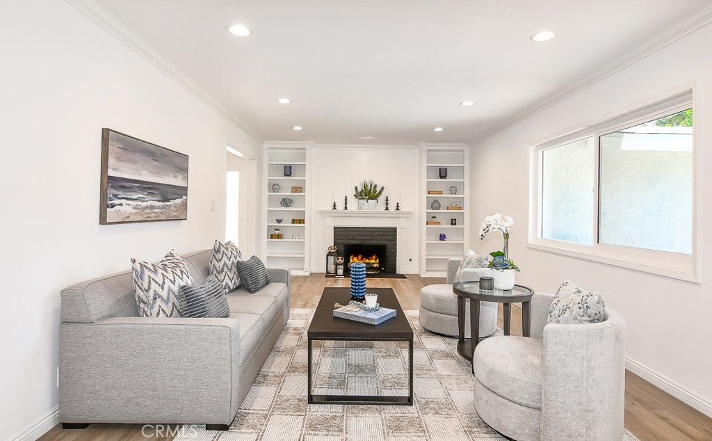 1876 Petaluma Avenue AVE, Long Beach CA 90815