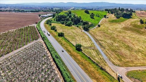 Photo of Pacheco Pass Hwy, Hollister, CA 95023 (MLS # ML82041965)