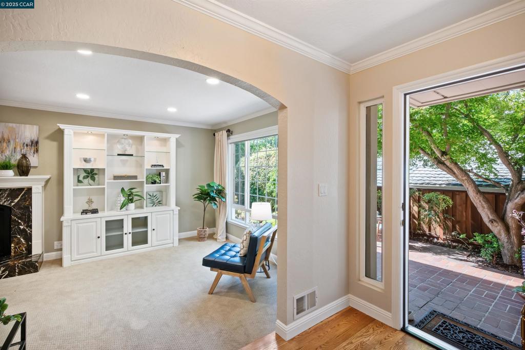 SYCAMOOMES - Residential Lease