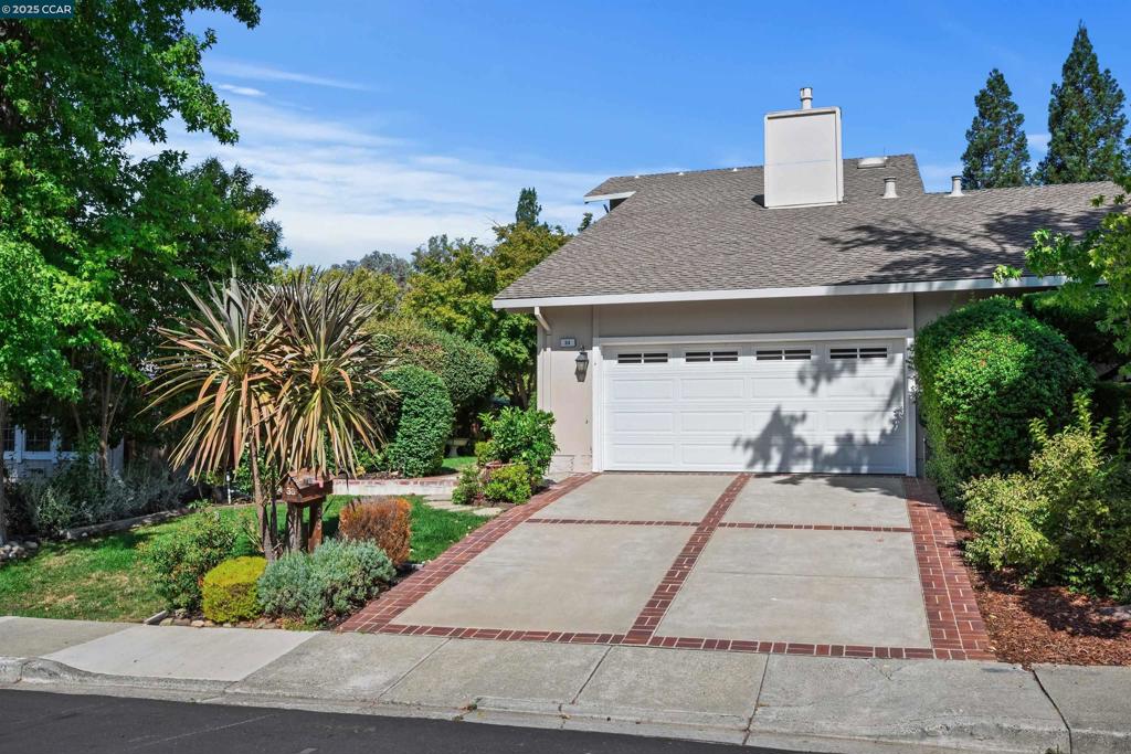 SYCAMOOMES - Residential Lease