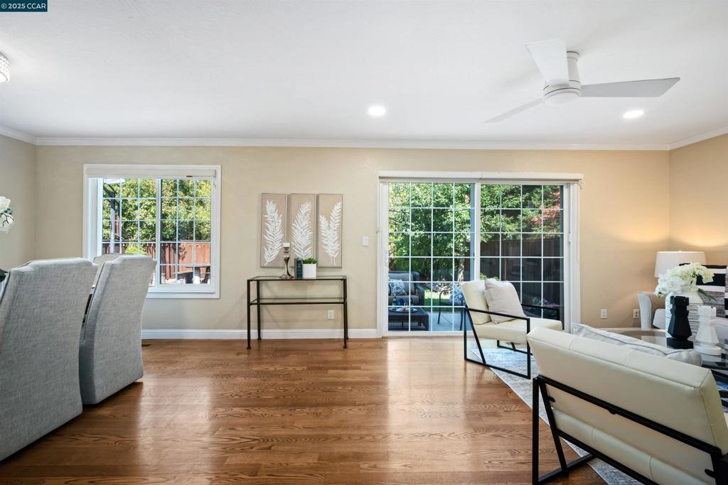 SYCAMOOMES - Residential Lease
