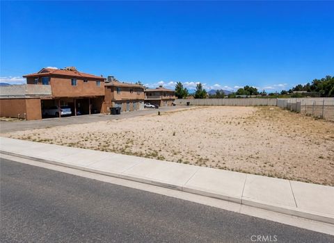 Photo of 721 Karen Court, Barstow, CA 92311 (MLS # CV26162007)