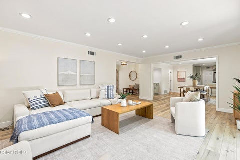 Tiny photo for 8326 Fable Avenue, West Hills, CA 91304 (MLS # 226003855)