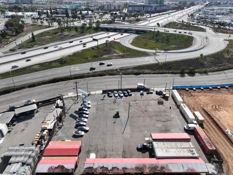 Photo of 5560 Kearny Mesa Road Rd, San Diego, CA 92111 (MLS # 240028218SD)