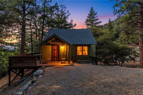 Photo of 34 Manker Flats, Mt Baldy, CA 91759 (MLS # PW25247443)