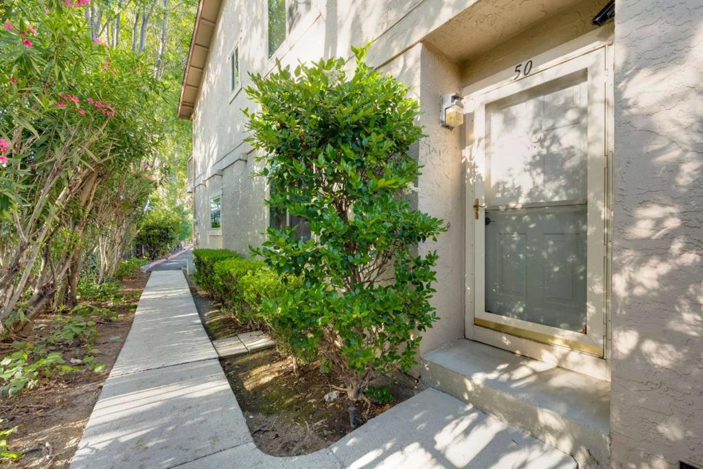 130 Baroni Avenue 50
