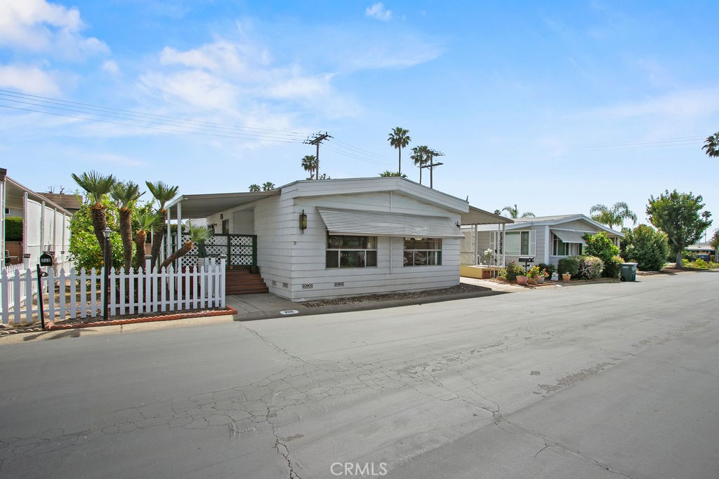 24921 Muirlands Boulevard 209