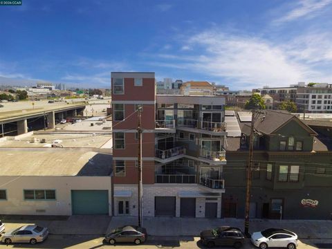 Photo of 410 Webster St #5, Oakland, CA 94607 (MLS # 41130686)