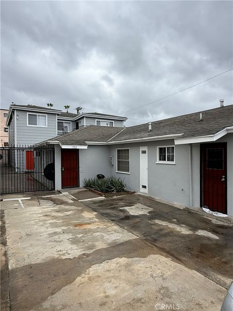 1730 Obispo Long Beach CA 90804