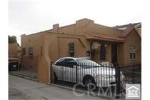 Remodeled 2 bedroom, 1 bath spacious unit. Total interior remodel with modern kitchen, new wood laminate flooring, new paint. Section 8 housing welcome.