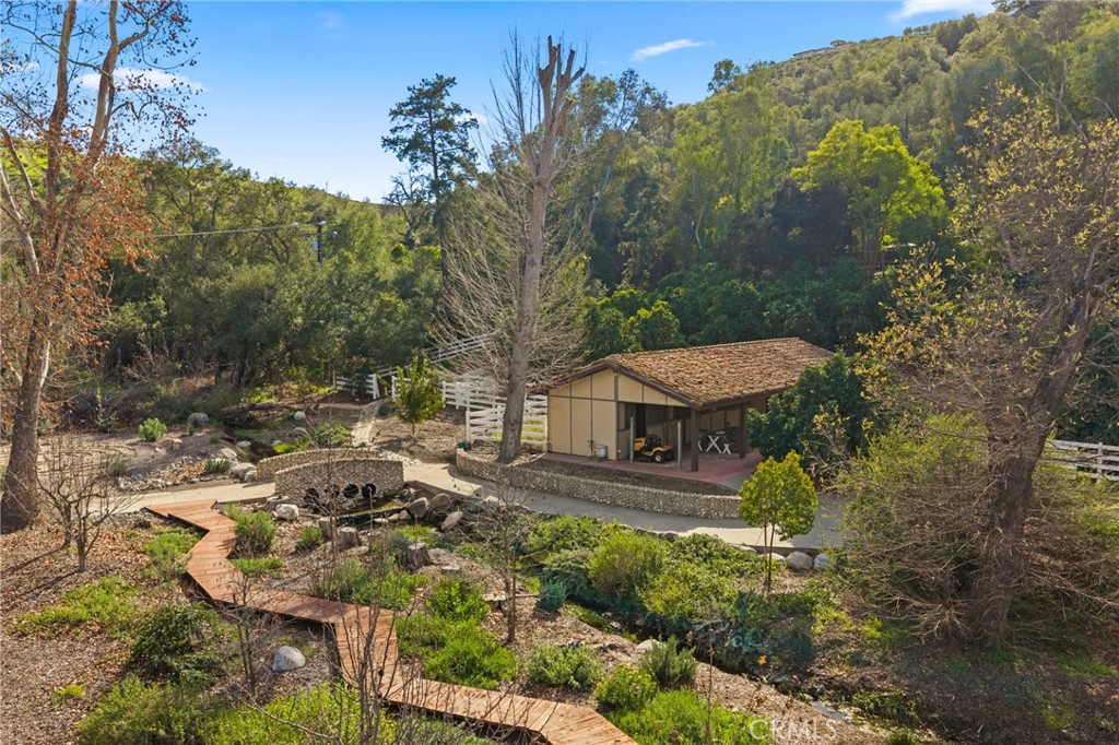 25805 Avenida Del Oro