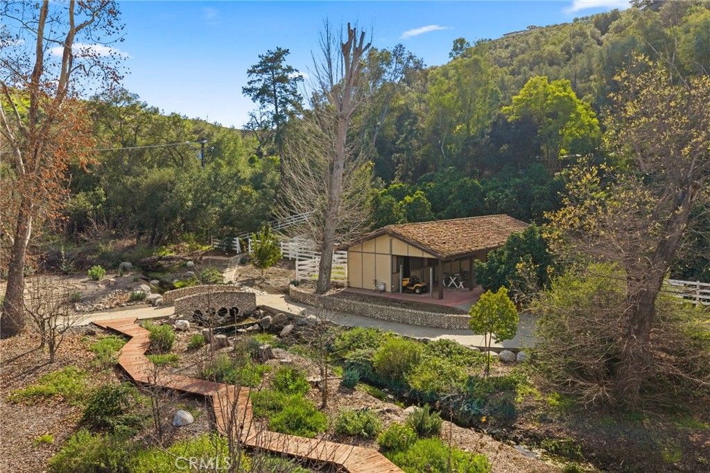 25805 Avenida Del Oro