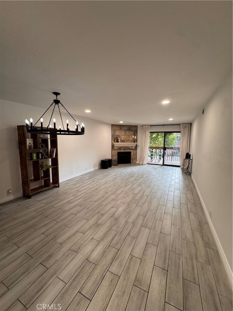 2101 E 21st