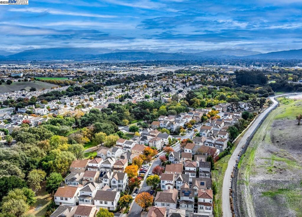 ROXBURY - Residential