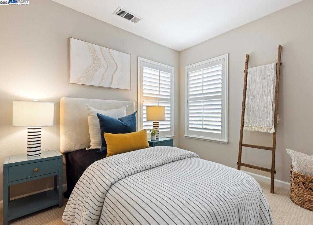 ROXBURY - Residential