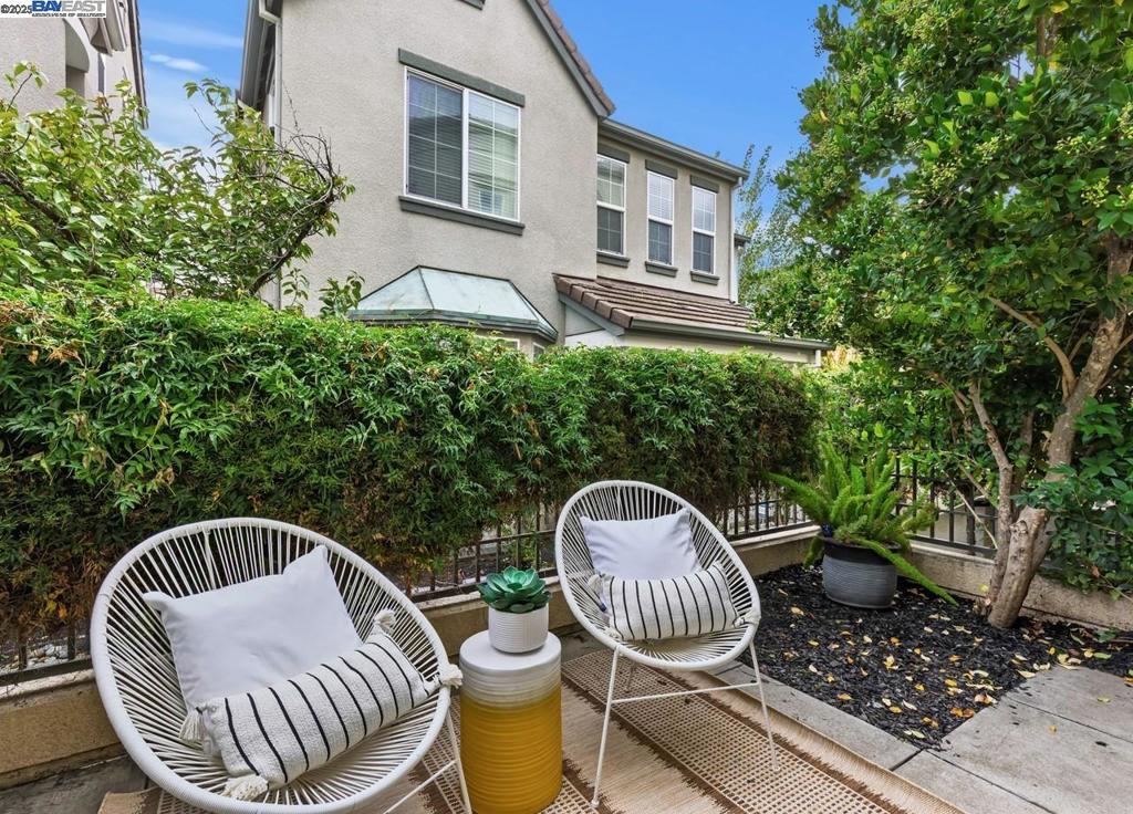 ROXBURY - Residential