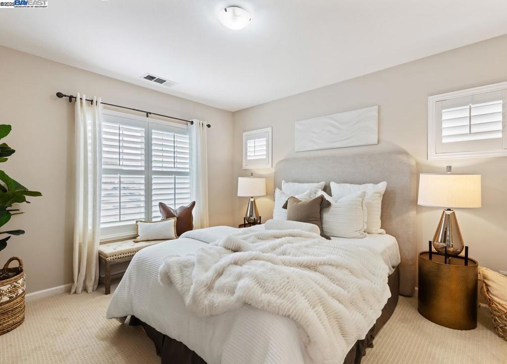 ROXBURY - Residential