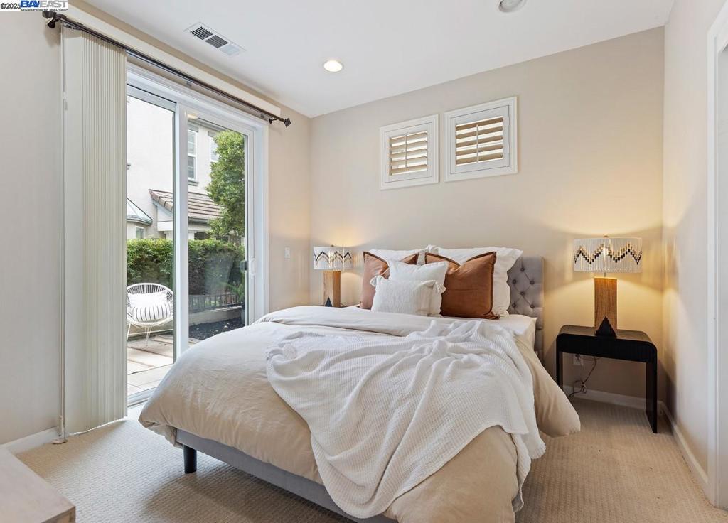 ROXBURY - Residential