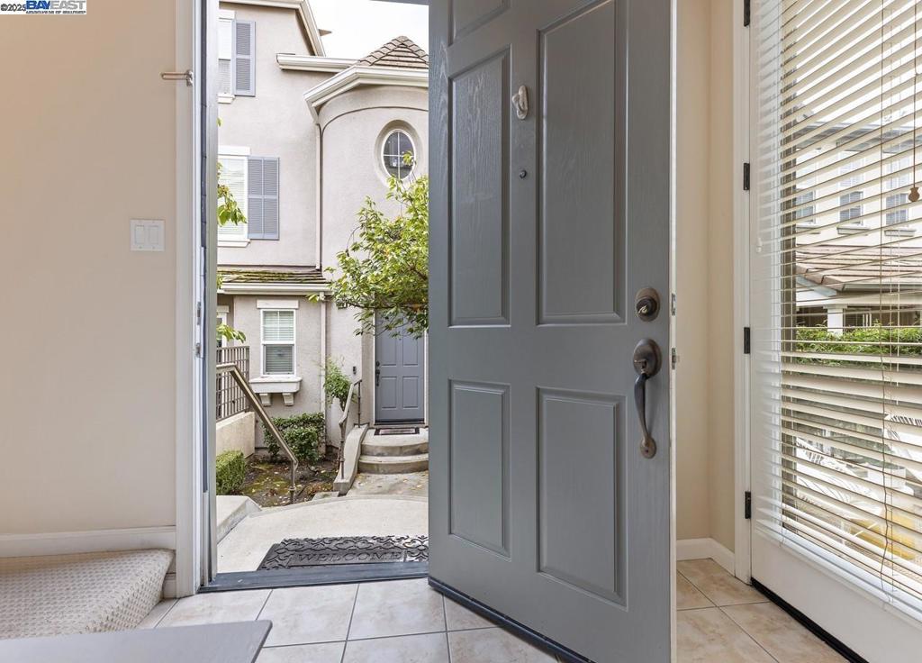 ROXBURY - Residential