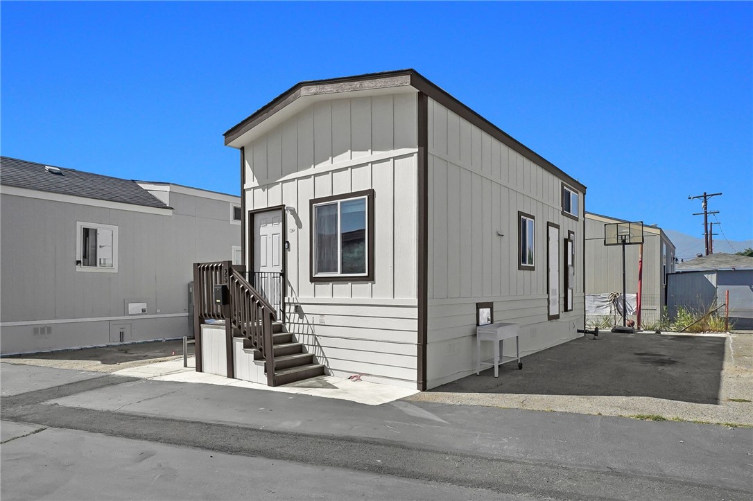 4849 Peck Road 25