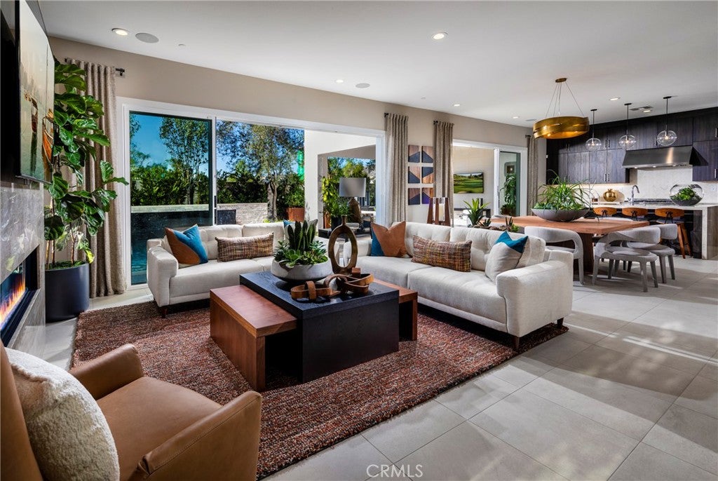 120 Lassen Street, Lake Forest CA 92630