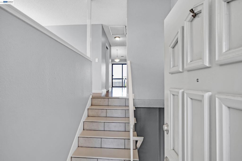 2279 Clearview Cir