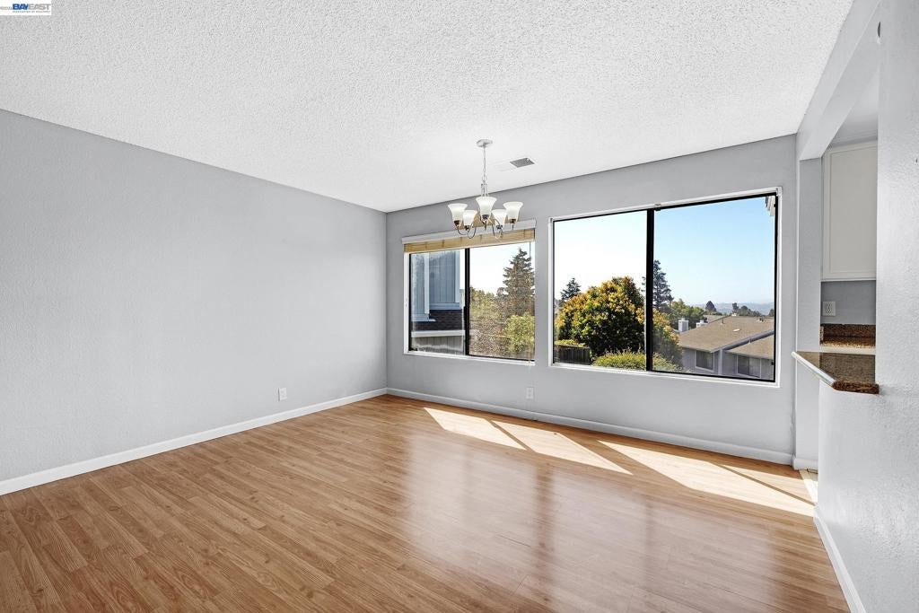 2279 Clearview Cir
