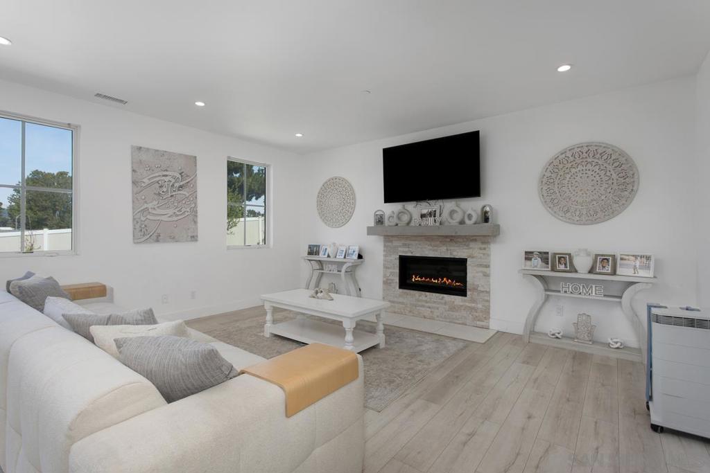 12410 Aria Ct