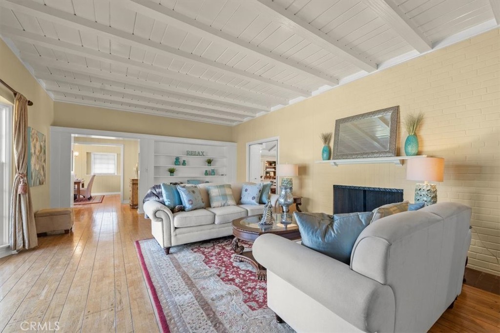 942 Volante Drive
