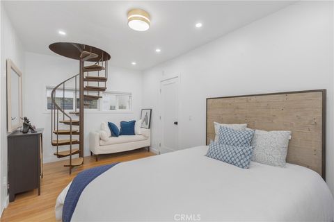 Tiny photo for 106 31st Street, Newport Beach, CA 92663 (MLS # LG26049369)