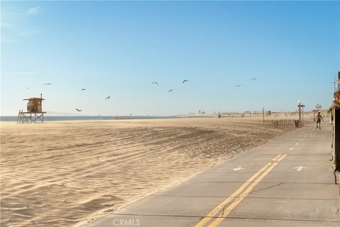 Tiny photo for 106 31st Street, Newport Beach, CA 92663 (MLS # LG26049369)