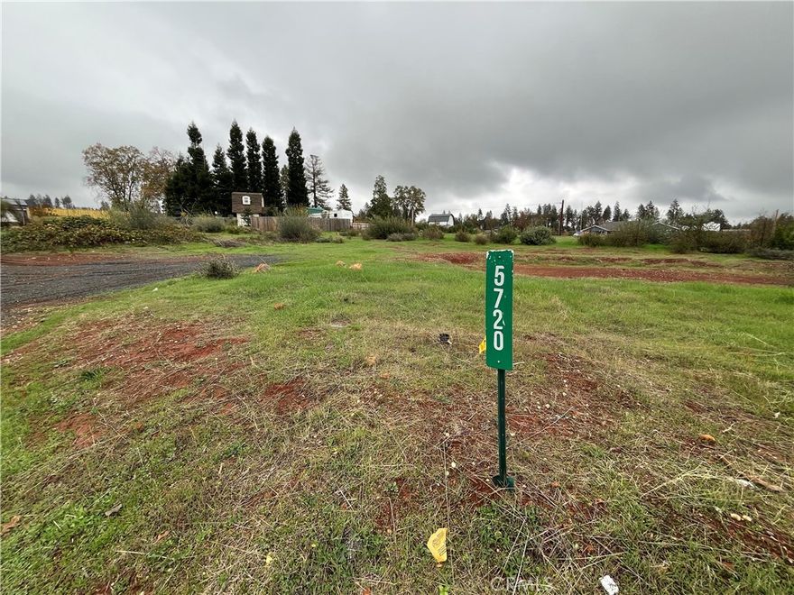Flat , buildable 19,166 sq ft parcel on a quiet cul-de-sac in Paradise. Usable land with utilities nearby, ready for your dream home or investment. Convenient location close to parks, schools and shopping.

PID (water) still active
Previous house: 3 bed / 1 & 1/2 bath, 1688 Sq ft