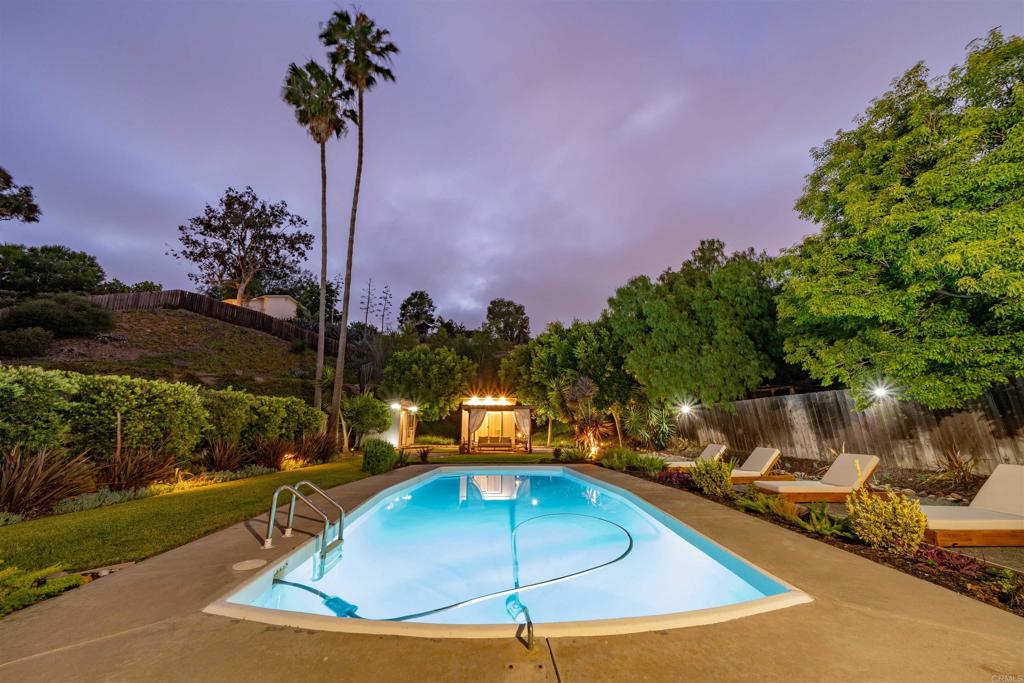 3876 Mount Albertine Avenue