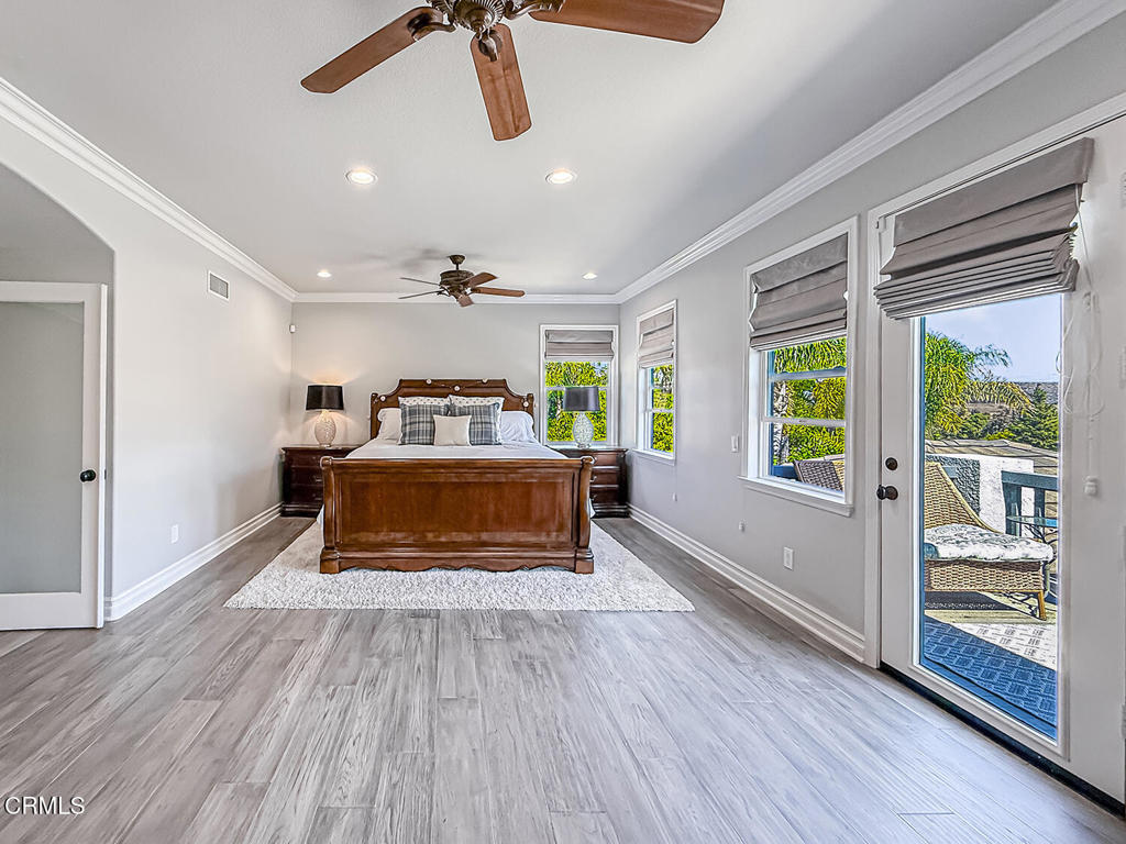 Oaks, The (Long Cyn)-413 - Residential